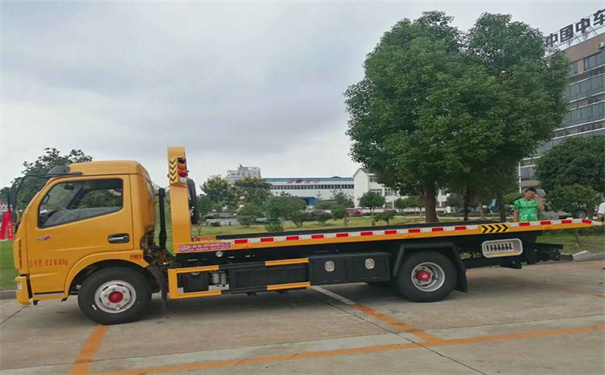 十堰定远24小时拖车救援电话号码，定远道路救援公司怎么收费的